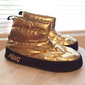 Gold slipper boots
